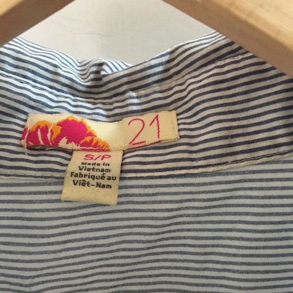 Forever 21 Blue + White Striped Collar Button Down - Picture 2 of 2